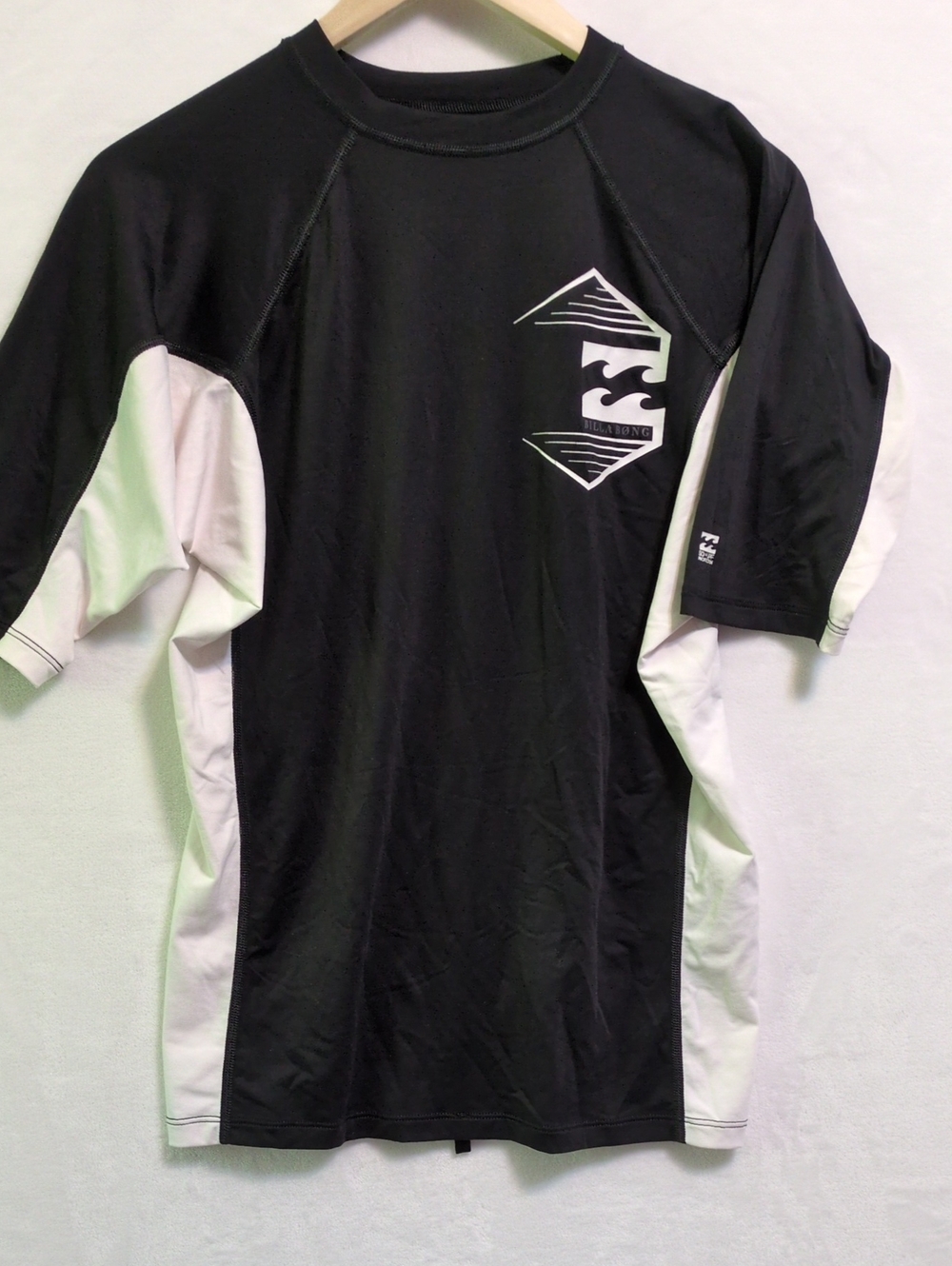 Billabong Built to Submerge XX-Large Black White Rash Guard UV Protection